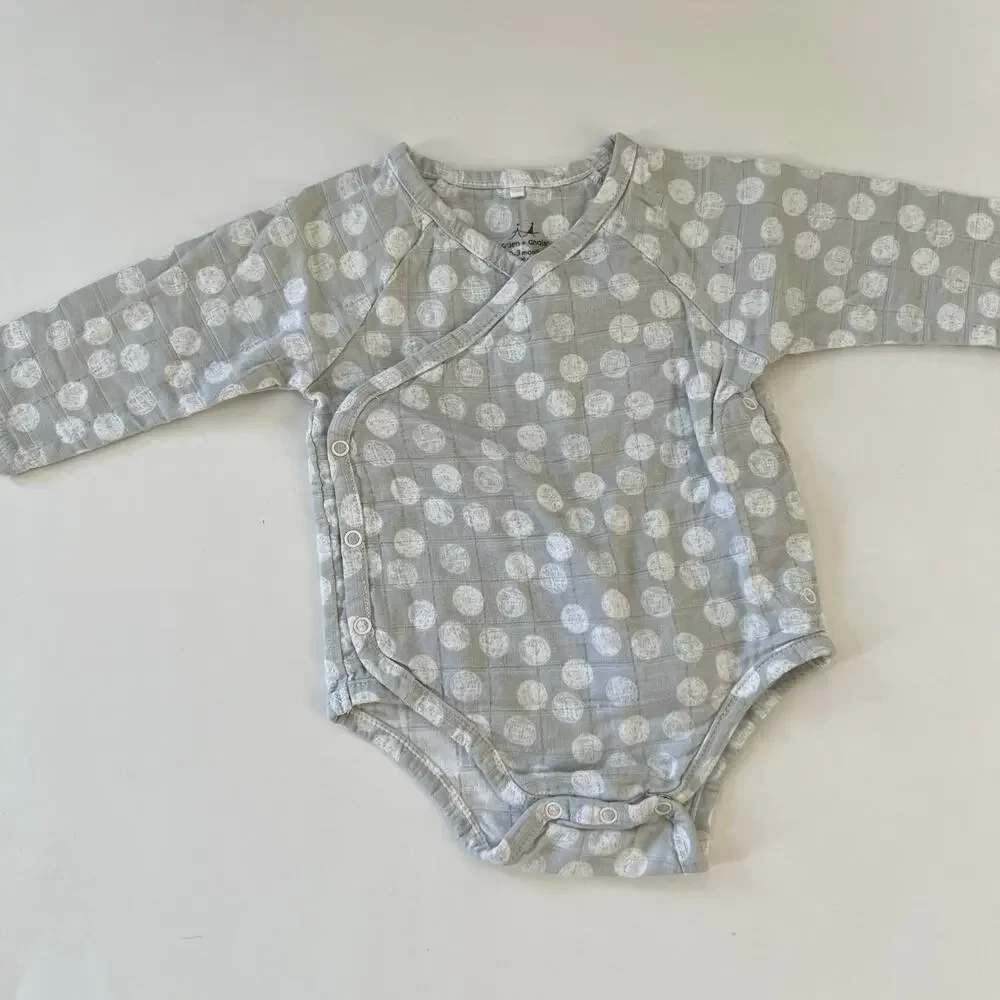Aden & Anais Muslin Baby Clothes Bundle Size 0-3 Months